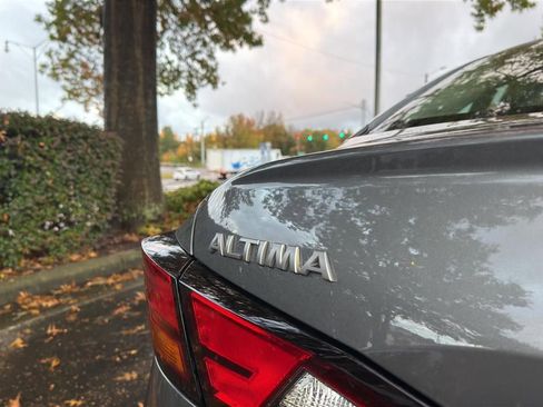 Certified 2025 Nissan Altima 2.5 S image 14
