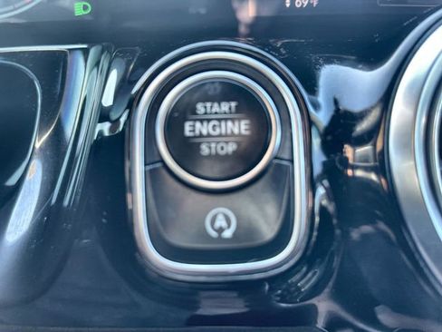 Used 2021 Mercedes-Benz GLA 250 image 16