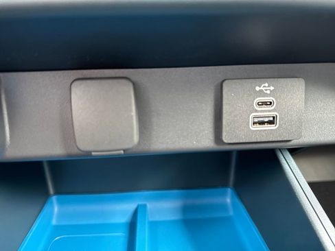 New 2025 Ford Maverick XLT w/ Equipment Group 301A image 29