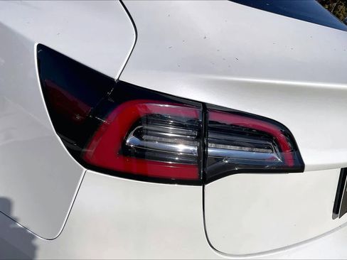 Used 2021 Tesla Model 3 Long Range image 26