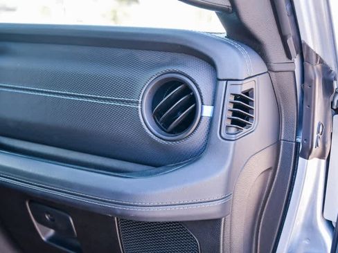 Used 2024 Jeep Wrangler Unlimited Rubicon 4xe image 18