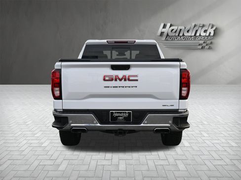 Used 2023 GMC Sierra 1500 SLE image 9