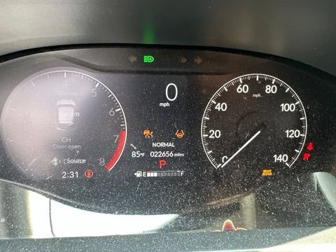 Used 2024 Honda HR-V EX-L image 3