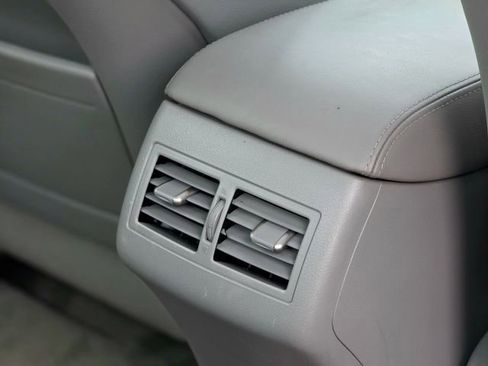 Used 2009 Toyota Camry Hybrid image 34