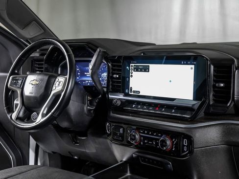 Used 2024 Chevrolet Silverado 2500 LT w/ Safety Package image 23