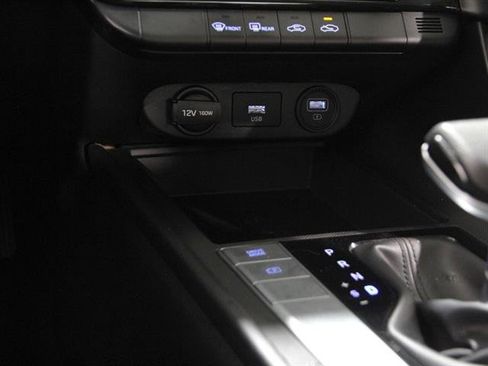 Used 2021 Hyundai Elantra SEL image 13