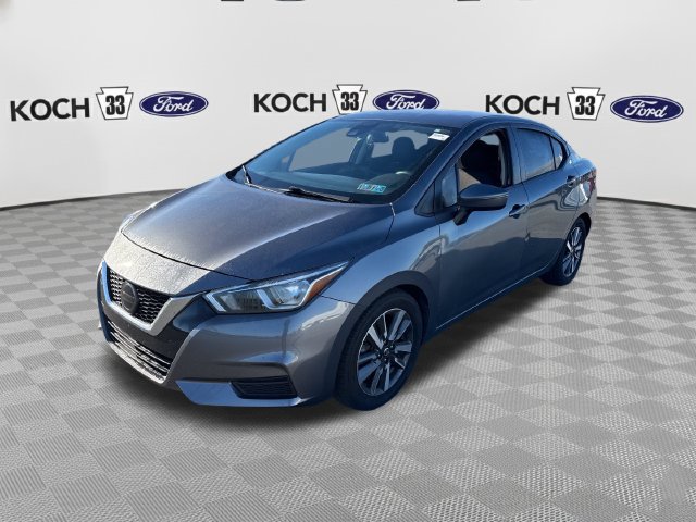 Used 2021 Nissan Versa SV FWD image 3