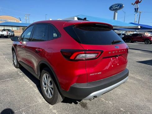 Used 2026 Ford Escape Active image 3