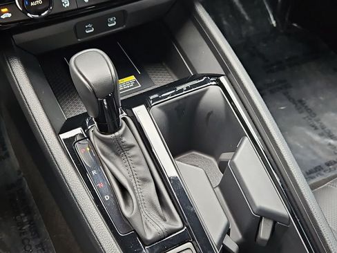 Used 2025 Honda Accord Sport image 9