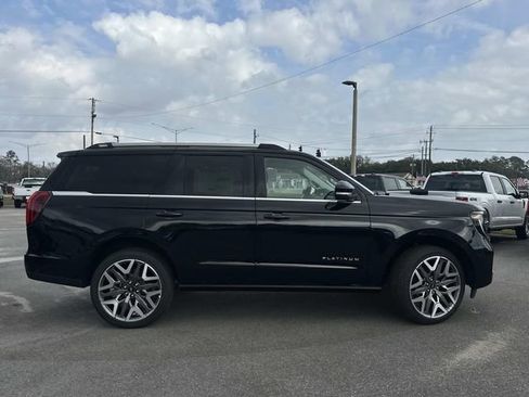 New 2026 Ford Expedition Platinum w/ Platinum Ultimate Package image 5