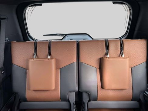 Certified 2024 Lexus GX 550 w/ Cold Area Package image 13