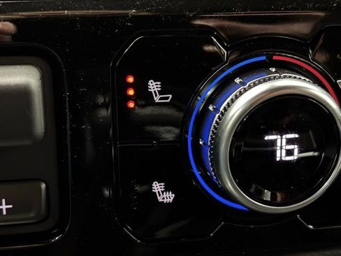 New 2026 GMC Sierra 1500 Elevation w/ LPO, Elevation Black Package image 5