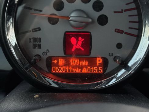 Used 2009 MINI Cooper Clubman S image 9