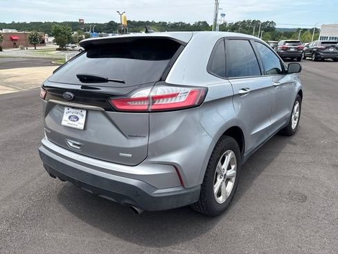 Used 2020 Ford Edge SE FWD image 7