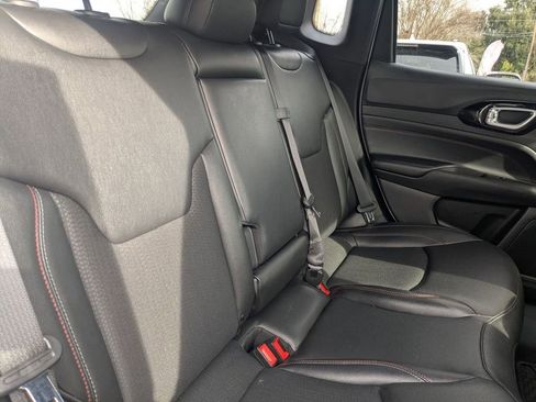 Used 2024 Jeep Compass Trailhawk image 30