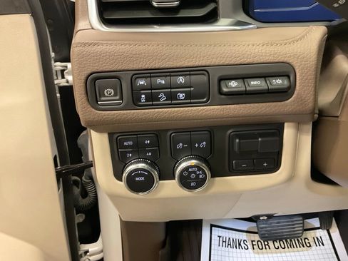 Used 2024 GMC Yukon Denali w/ Max Trailering Package AWD/4WD image 22