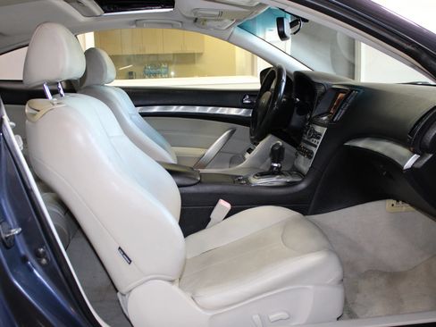 Used 2013 INFINITI G37 Journey w/ Premium Pkg RWD image 29