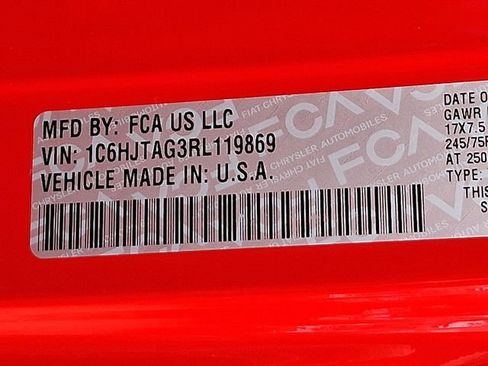 Used 2024 Jeep Gladiator Sport image 32