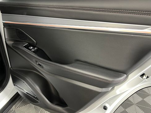 Used 2024 Jeep Wagoneer Launch Edition image 32