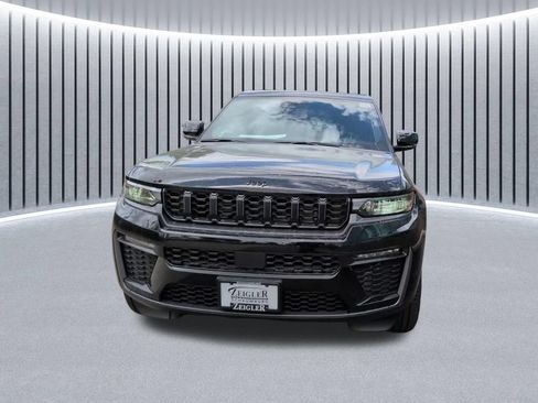 New 2026 Jeep Grand Cherokee L Limited AWD/4WD image 18