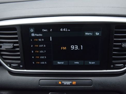 Used 2021 Kia Sportage LX image 15