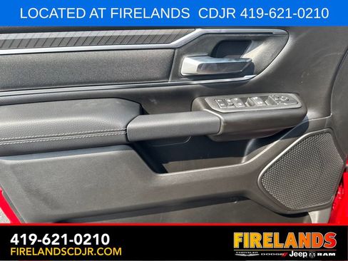 New 2026 RAM 1500 4x4 Crew Cab image 12