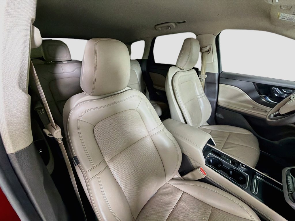 Used 2022 Lincoln Corsair Reserve w/ Elements Package FWD image 30