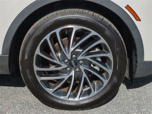 Used 2019 Lincoln Nautilus Reserve w/ Cargo Utility Package image 11