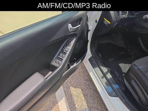 Used 2017 Kia Forte LX w/ LX Popular Package FWD image 9
