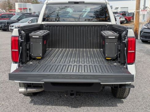 New 2026 Toyota Tacoma TRD Off-Road AWD/4WD image 19