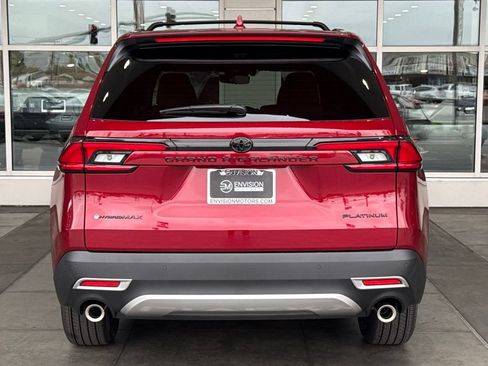 New 2026 Toyota Grand Highlander AWD Hybrid image 10