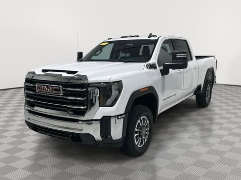 Used 2024 GMC Sierra 3500 SLE w/ SLE Value Package image 2