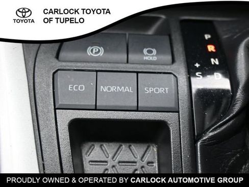 Used 2020 Toyota RAV4 LE image 15