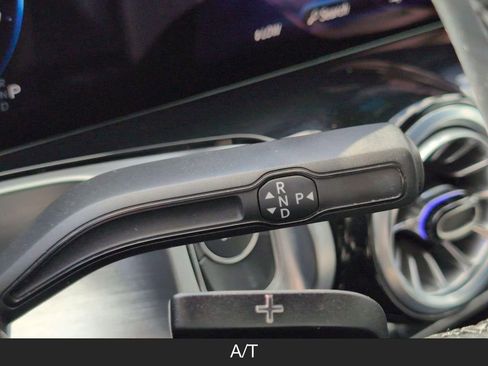 Used 2024 Mercedes-Benz EQB 250+ image 16