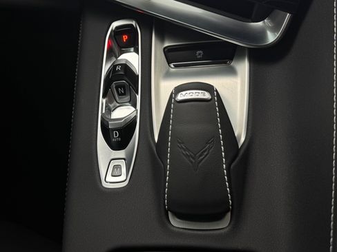 Used 2025 Chevrolet Corvette Z06 image 34