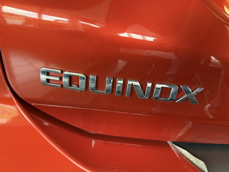 Used 2020 Chevrolet Equinox LS w/ LS Convenience Package AWD/4WD image 28