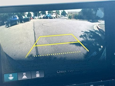 Used 2022 Honda Civic EX image 13