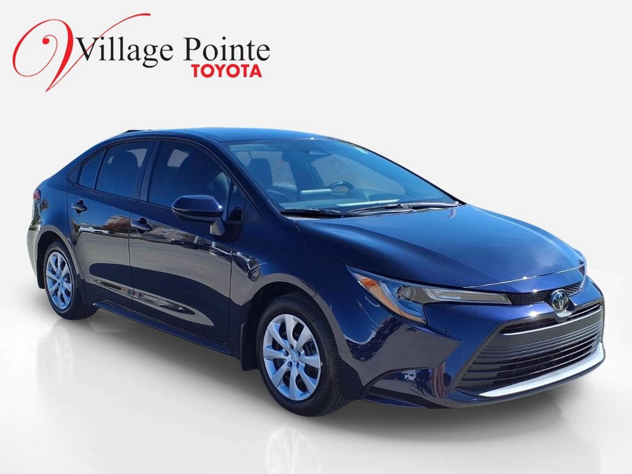 Used 2027 Toyota Corolla LE FWD image 7