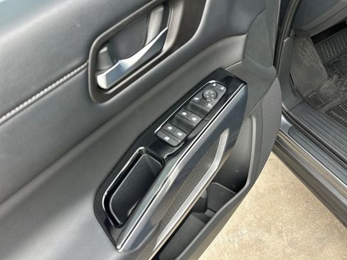 Certified 2023 Nissan Pathfinder SL image 13