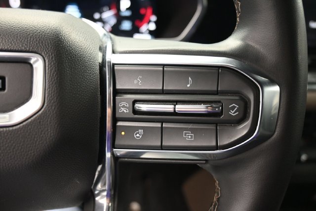 Used 2024 GMC Canyon Denali AWD/4WD image 24