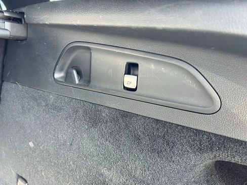 Used 2019 Mercedes-Benz GLC 63 AMG 4MATIC Coupe image 30