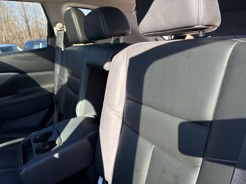 Used 2018 Nissan Murano SL w/ Moonroof Package image 12