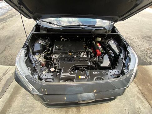 Used 2021 Toyota RAV4 XLE Premium FWD image 29