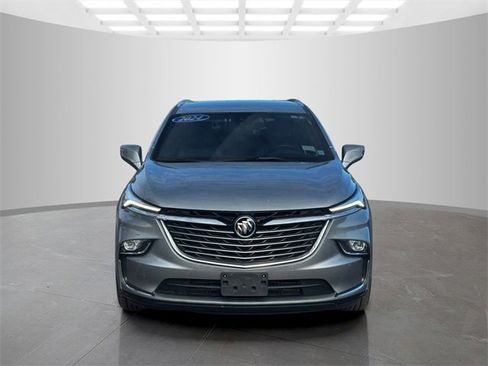Used 2024 Buick Enclave Premium image 2