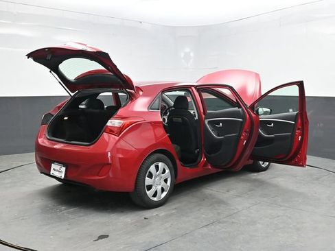 Used 2016 Hyundai Elantra GT FWD image 37