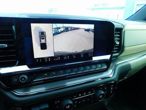 Used 2023 Chevrolet Silverado 1500 ZR2 w/ Technology Package image 37