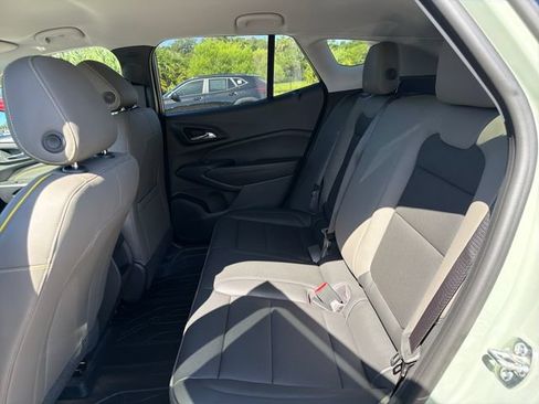 New 2026 Chevrolet Trax ACTIV w/ Driver Confidence Package FWD image 17