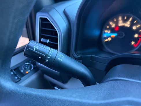 Used 2018 Ford F150 XLT image 21