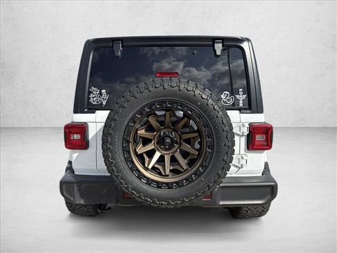 Used 2023 Jeep Wrangler Unlimited Sahara w/ LED Lighting Group AWD/4WD image 6