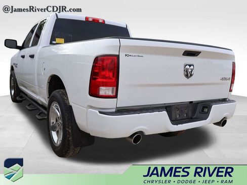 Used 2017 RAM 1500 Express AWD/4WD image 18